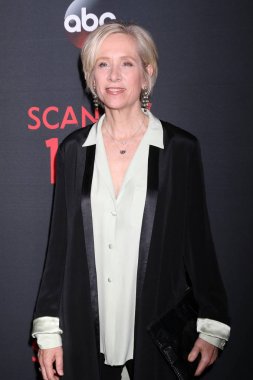 yapımcı Betsy Beers