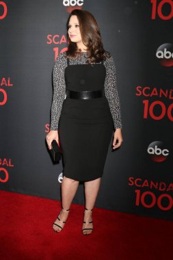 aktris Katie Lowes