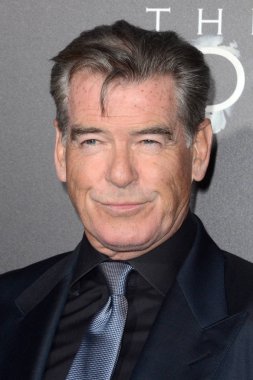 Aktör Pierce Brosnan