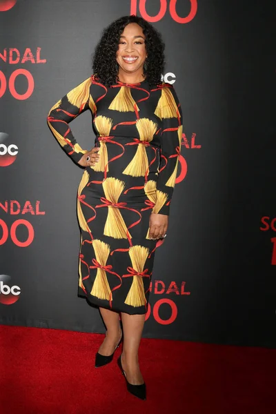 Sceneggiatore Shonda Rhimes — Foto Stock