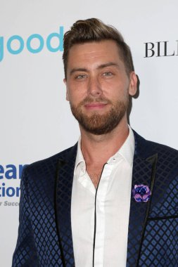 Şarkıcı Lance Bass