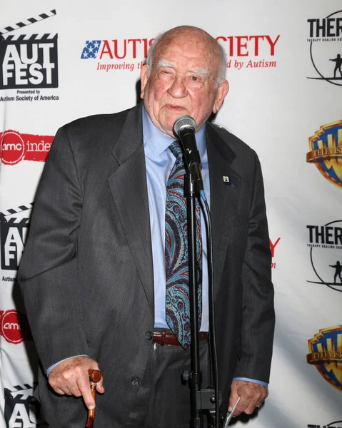 Schauspieler ed asner — Stockfoto