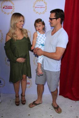 Jessica Hall, Sophie Carlson, Kyle Carlson