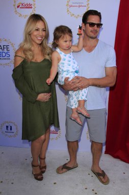 Jessica Hall, Sophie Carlson, Kyle Carlson