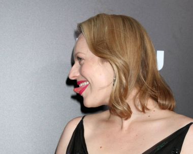 aktris Elisabeth Moss