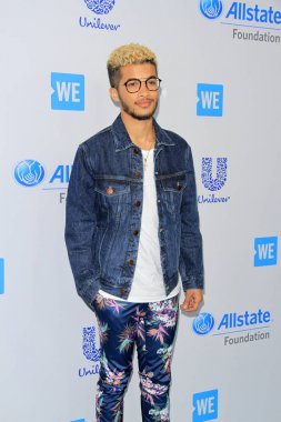 şarkıcı Jordan Fisher 