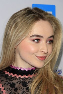 aktris Sabrina Carpenter