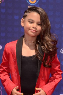 aktris Ariana Greenblatt 