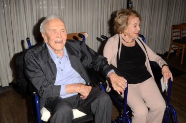 Kirk Douglas, Anne Douglas