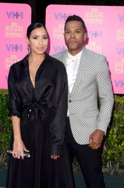   Julissa Bermudez, Maxwell 