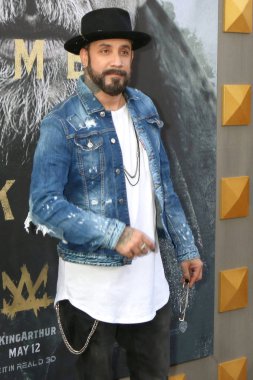 şarkıcı Aj Mclean 
