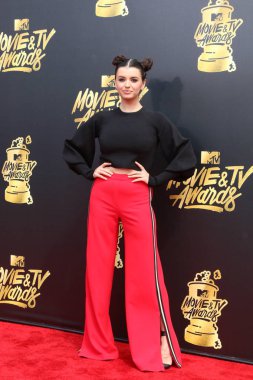 aktris Rebecca Black 