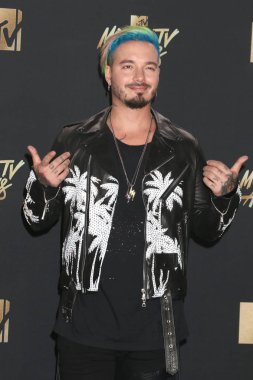 şarkıcı J Balvin