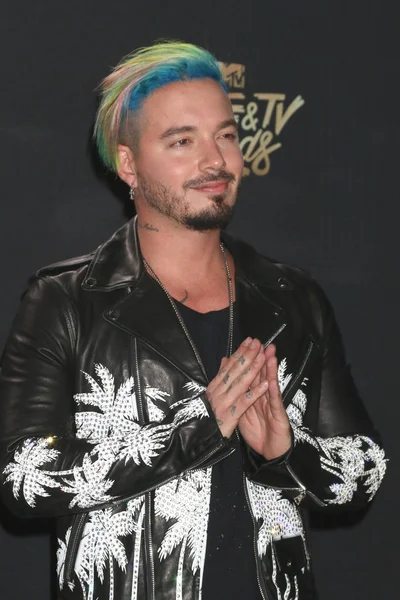 şarkıcı J Balvin