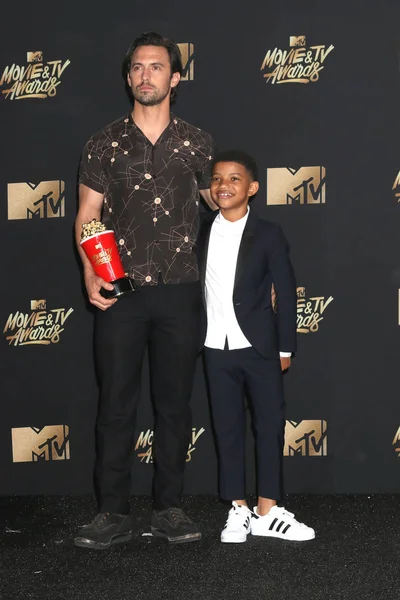 Milo Ventimiglia, Lonnie Chavis — Stockfoto