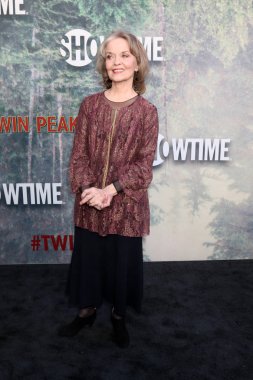  oyuncu Grace Zabriskie