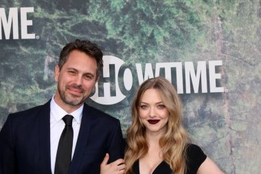 Thomas Sadoski, Amanda Seyfried