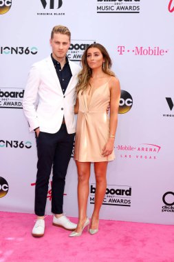 Cameron Fuller, Lauren Elizabeth 