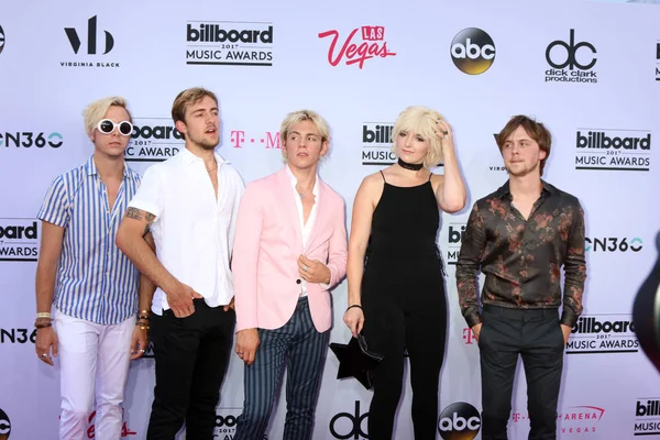 Riker Lynch, sziklás Lynch, Ross Lynch, színészi Lynch, Ellington Ratliff — Stock Fotó