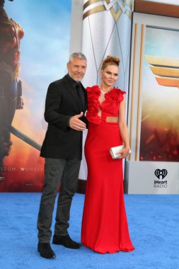 Max Ryan, Alyssandra kar yağışı