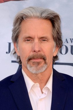 aktör Gary Cole 