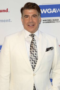 aktör Bryan Batt 