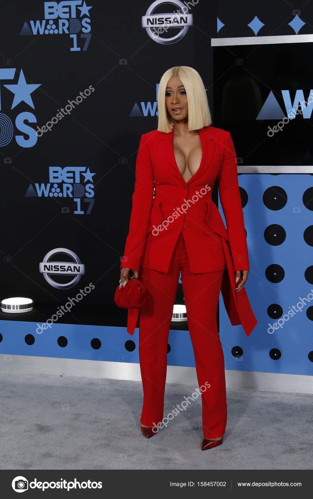 Cardi red
