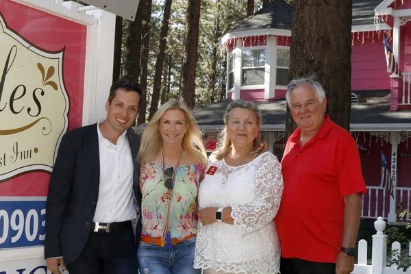 Dominique Zoida, Katherine, Laure Kagan, Spencer Kagan — Foto Stock