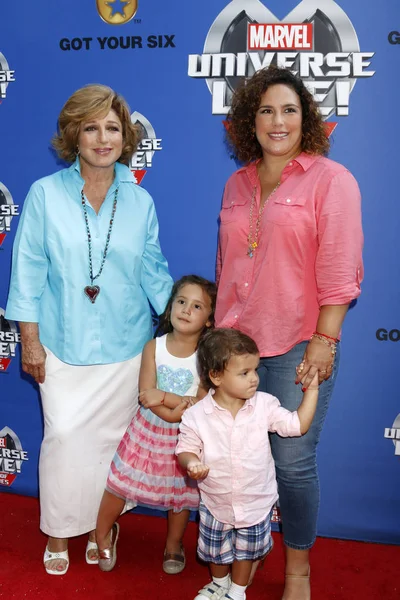 Angelica Maria, Angelica Vale, barn — Stockfoto