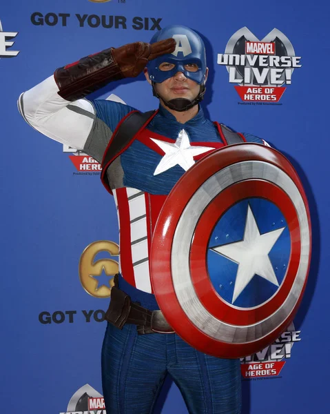 Captain America im Wunderuniversum live auf dem roten Teppich — Stockfoto