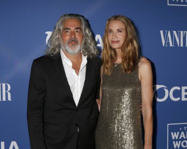 Mitch Glazer, Kelly Lynch