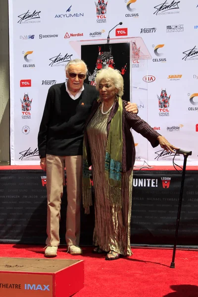 Stan Lee, Nichelle Nichols — Stock Photo, Image