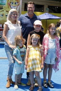  Tori Spelling, Dean Mcdermott, çocuk