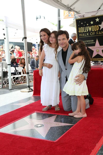 Amanda Anka, Francesca Bateman, Jason Bateman, acero Bateman — Foto Stock