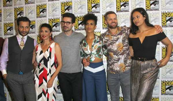 CAS Anvar, Şöhre Ağdaşlı, Steven Strait, Dominique Tipper, Wes Chatham, Frankie Adams