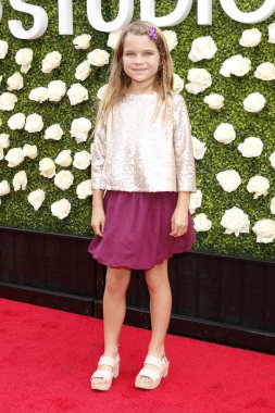 aktris Reagan Revord