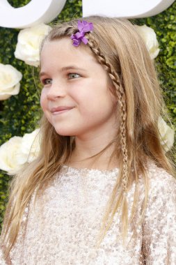 aktris Reagan Revord