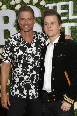 Rob Lowe, John Lowe