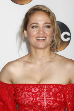 aktris Erika Christiensen