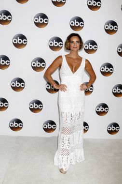 aktris Gabrielle Anwar