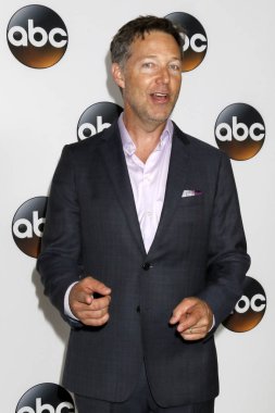  aktör George Newbern