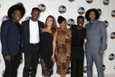 Marcel Spears, Brandon Michael Hall, Lea Michele, Yvette Nicole Brown, Bernard David James, Daveed Diggs