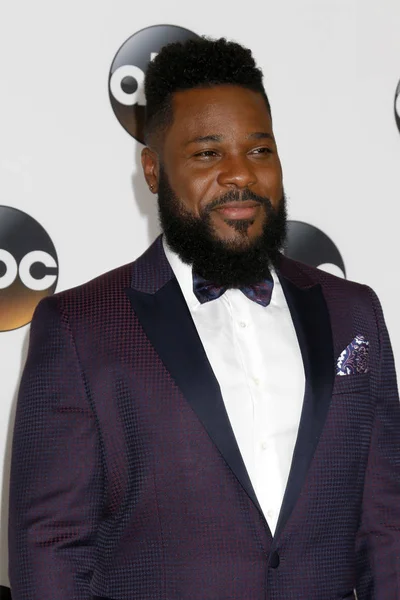  Malcolm-Jamal Warner 