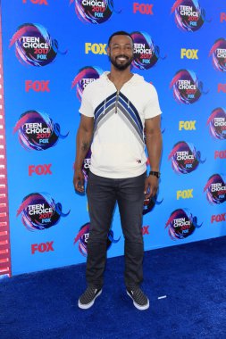 aktör Isaiah Mustafa