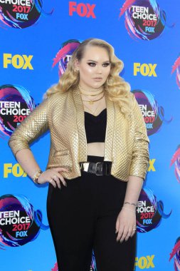 Teen Choice Ödülleri 2017 Nikkie öğreticiler