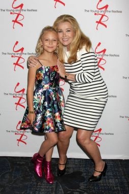  Alyvia Alyn Lind, Melody Thomas Scott