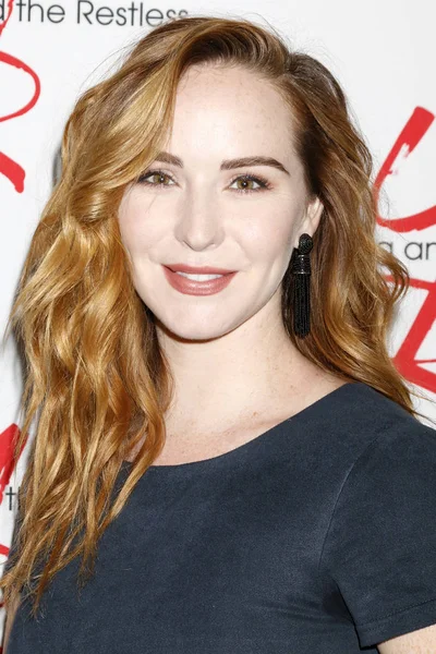 Atriz Camryn Grimes — Fotografia de Stock