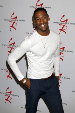 aktör Darnell Kirkwood