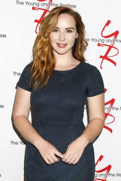 Actress Camryn Grimes — Stock Photo, Image