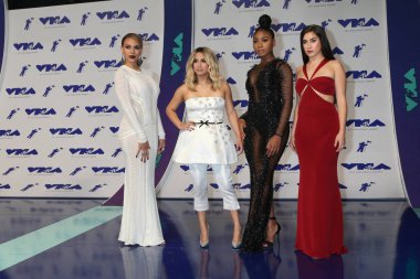 Beşinci uyum, Dinah Jane, Ally Brooke, Normani Kordei, Lauren Jauregui 